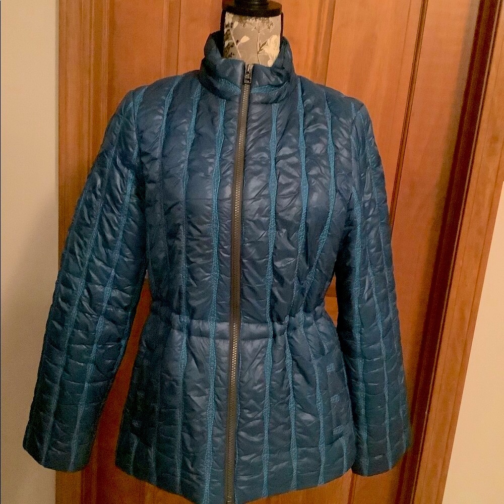 CAbi embroidered thin quilted puffer ski jacket jacket in teal
